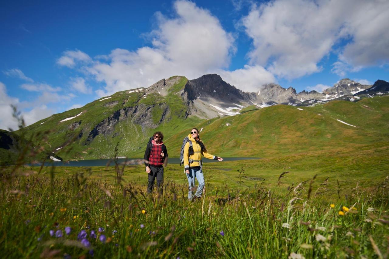 Le Massif Hotel & Lodge Courmayeur The Leading Hotels Of The World Екстериор снимка