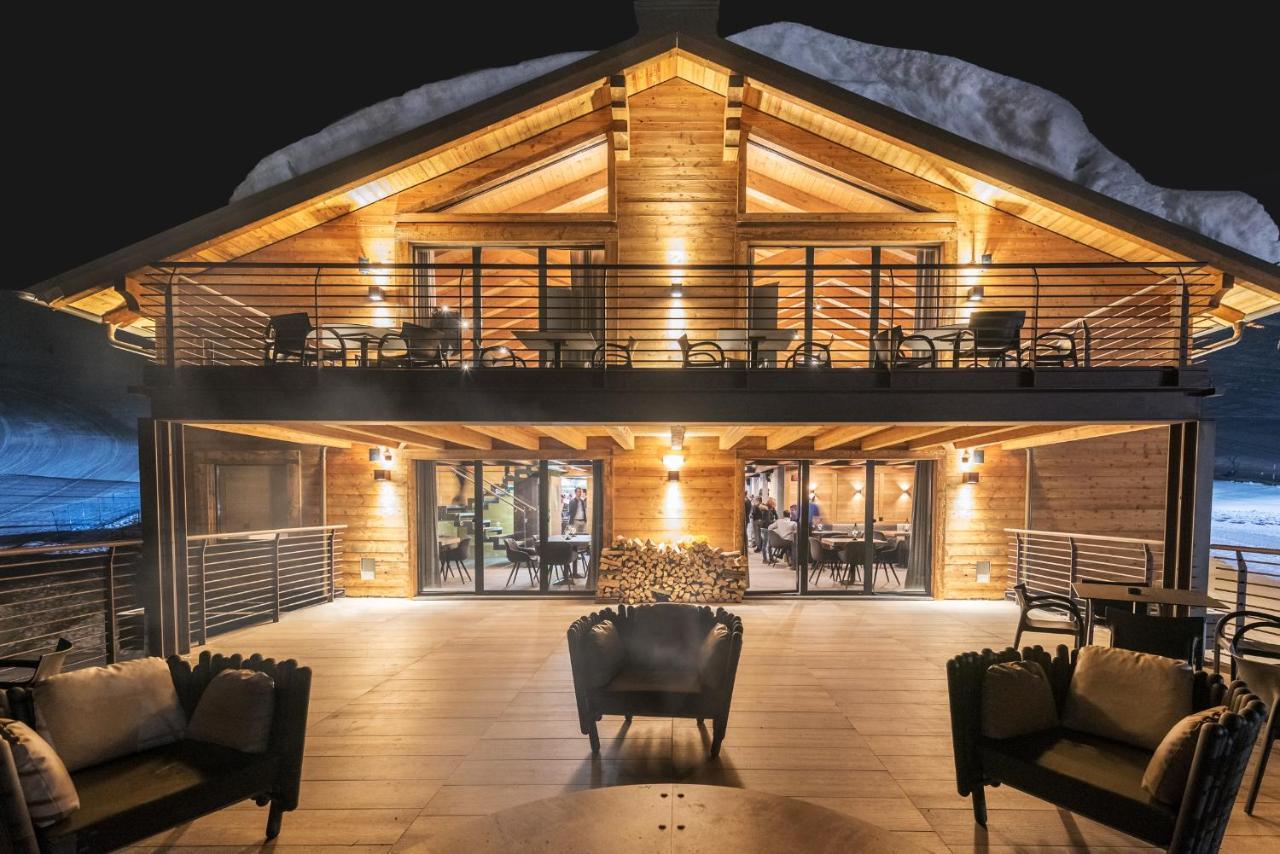 Le Massif Hotel & Lodge Courmayeur The Leading Hotels Of The World Екстериор снимка