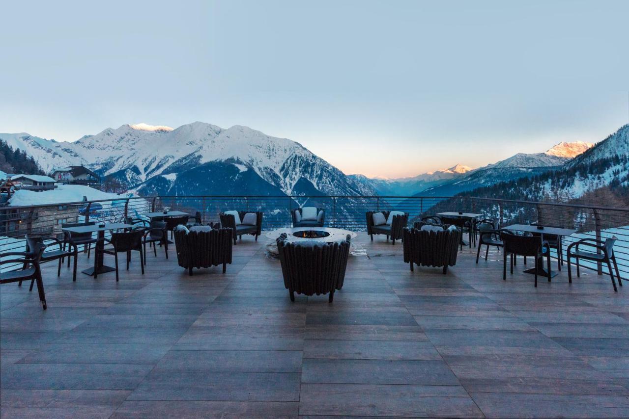 Le Massif Hotel & Lodge Courmayeur The Leading Hotels Of The World Екстериор снимка
